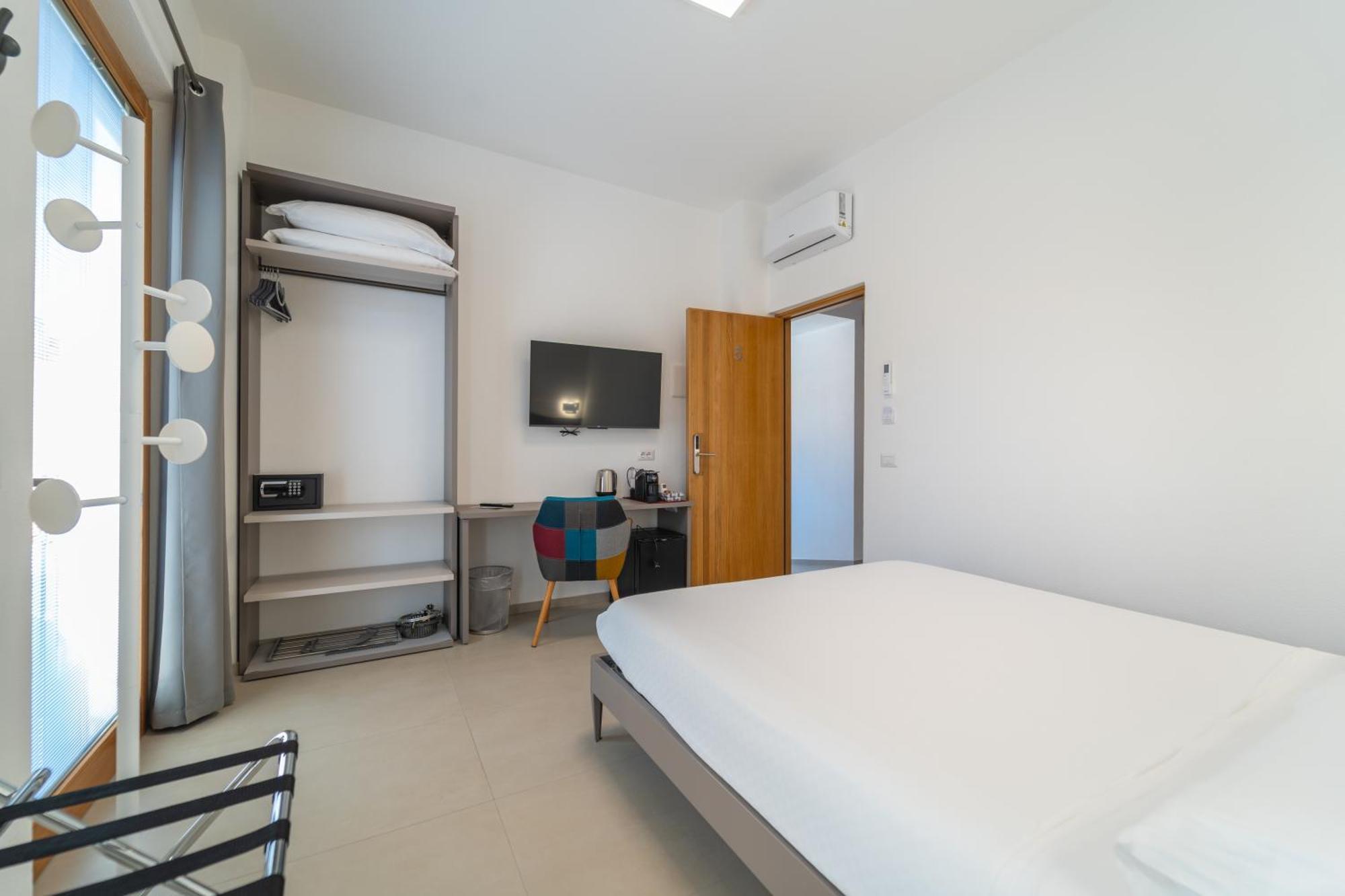 Nuova -luxury & Apartment- *